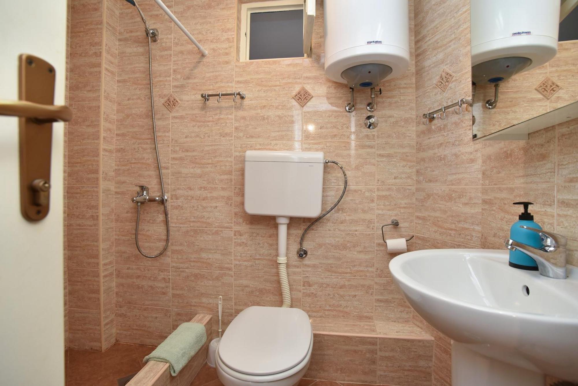 Sailor House בודווה