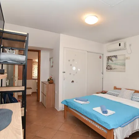 Готель Sailor House Будва Екстер'єр фото