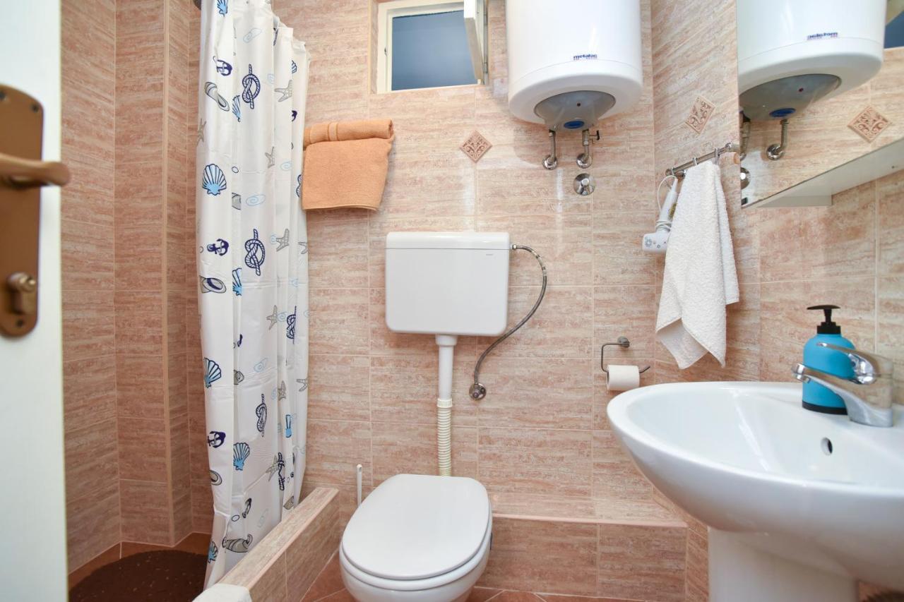 Sailor House Konukevi Budva