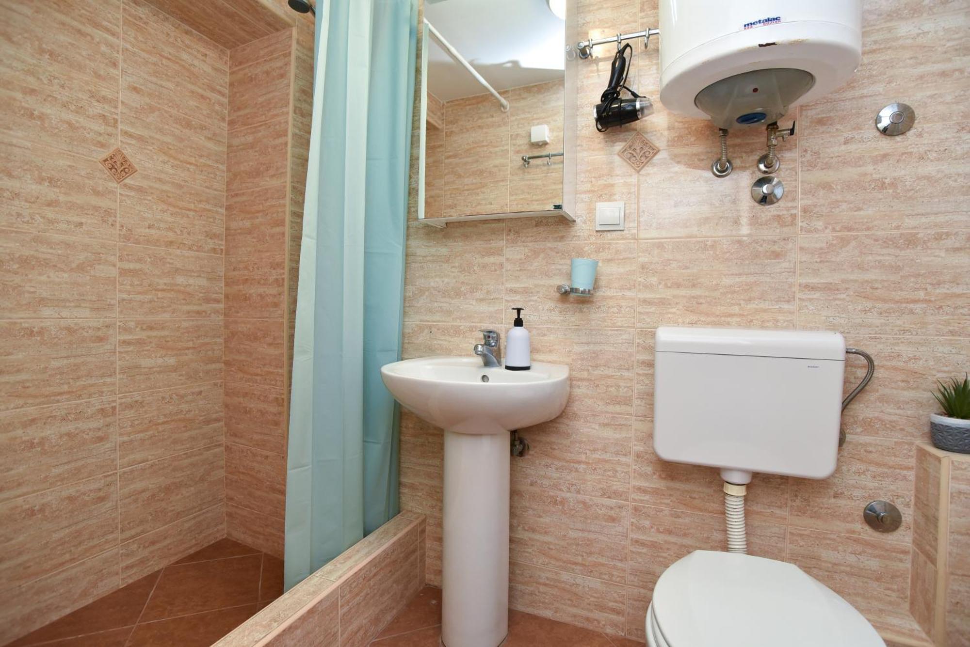Sailor House 3*