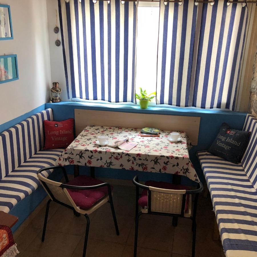 Sailor House Гостьовий будинок Будва